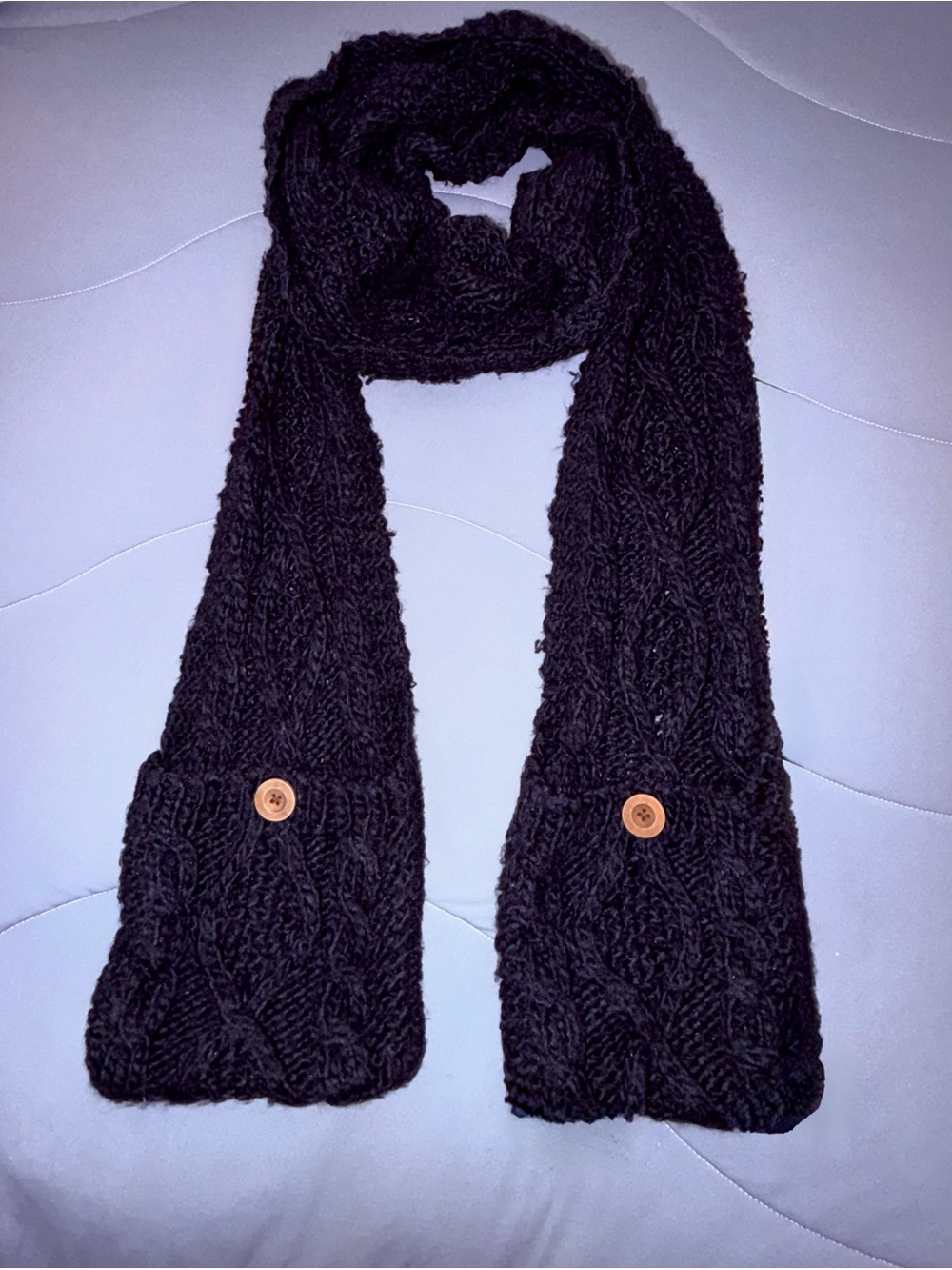 Cozy Black Cable-Knit Pocket Scarf
